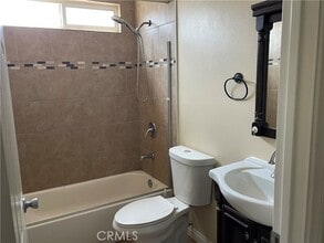 580 E 12th St, Unit 1 in Pomona, CA - Building Photo - Building Photo