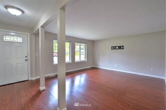 4804 196th Pl NE-Unit -1 in Arlington, WA - Building Photo - Building Photo