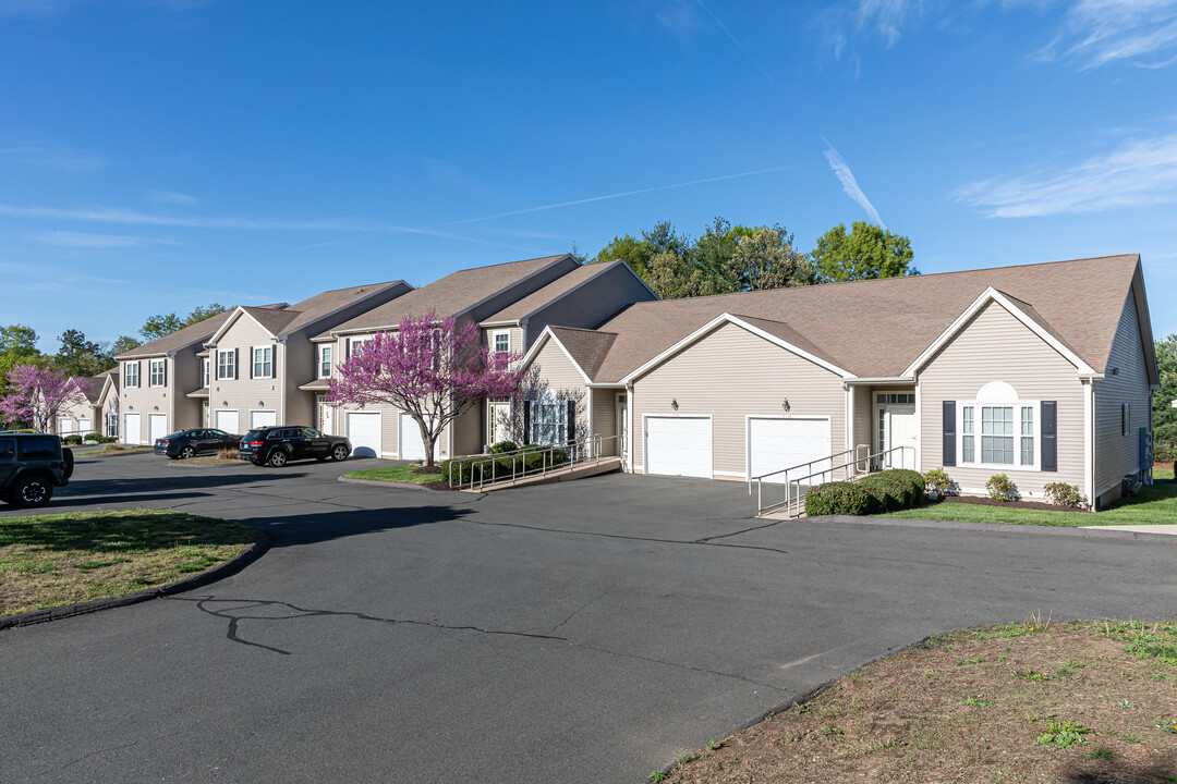 Thornberry Ridge in Bristol, CT - Building Photo