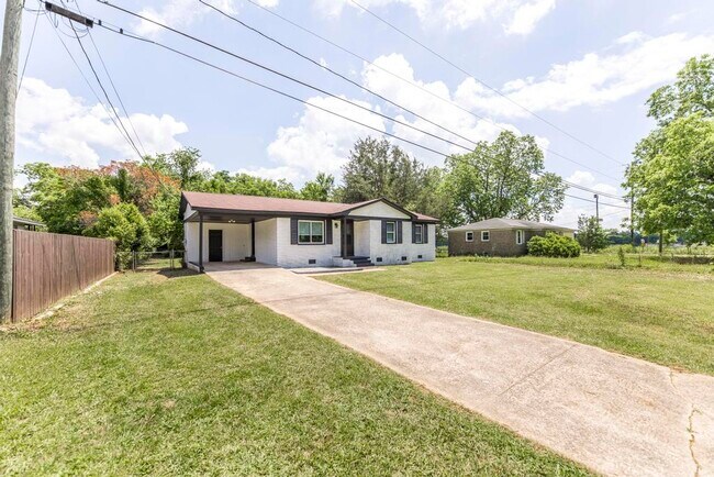 1032 Taylors Mill Rd in Fort Valley, GA - Building Photo - Building Photo