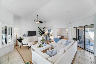 701 Sea Oats Dr in Juno Beach, FL - Building Photo - Building Photo