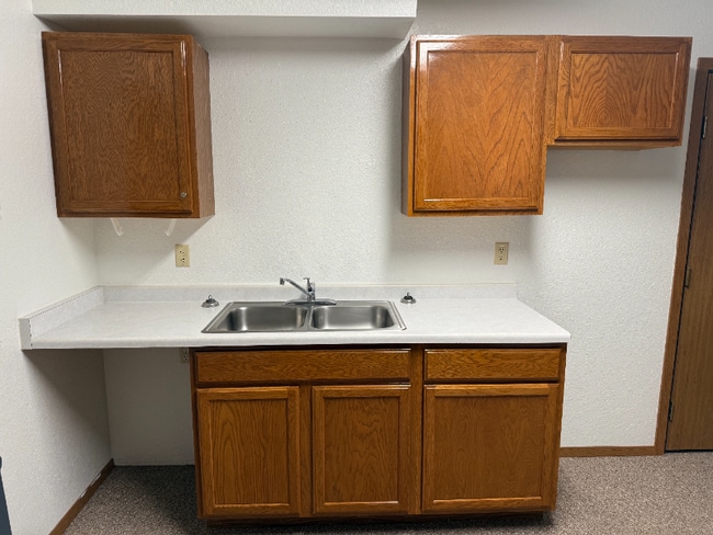 100 Robert Ave in Jasper, MN - Building Photo - Building Photo