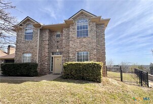 1915 Sutton Pl in Harker Heights, TX - Building Photo