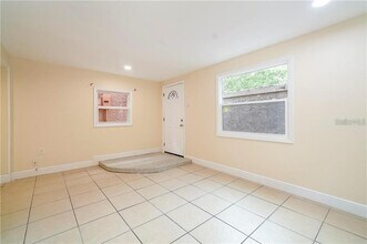 445 Shine Ave in Orlando, FL - Building Photo - Building Photo