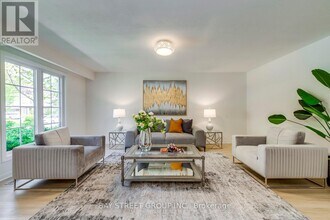 130 All Saints Crescent in Oakville, ON - Building Photo - Building Photo