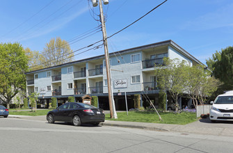 Georgia Court in Delta, BC - Building Photo - Building Photo