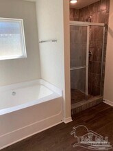 5117 Peach Dr in Milton, FL - Building Photo - Building Photo