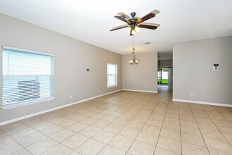 2146 Victoria Falls Dr in Orlando, FL - Building Photo - Building Photo