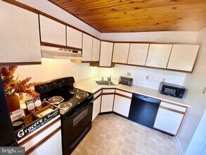420 N Everhart Ave in West Chester, PA - Building Photo - Building Photo