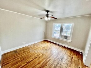 804 E Main St in Ada, OK - Building Photo - Building Photo