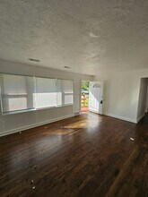 11410 Palmer Ave in Kansas City, MO - Building Photo - Building Photo