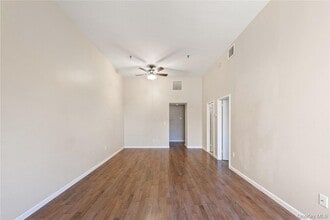 55 McKinley Ave in White Plains, NY - Building Photo - Building Photo