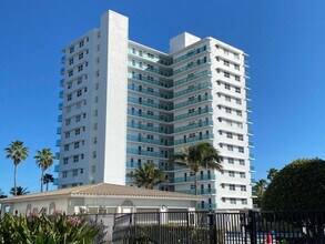 1610 N Ocean Blvd in Pompano Beach, FL - Building Photo - Building Photo