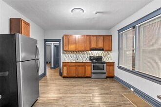 4040 Shreve Ave in St. Louis, MO - Building Photo - Building Photo