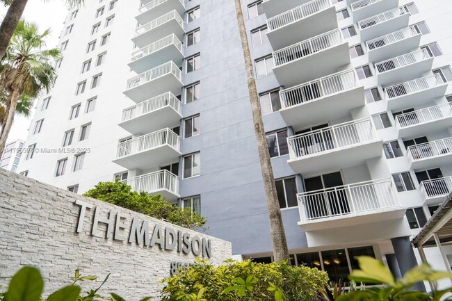 property at 850 N Miami Ave