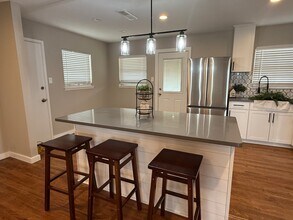 3314 W Ohio Ave in Midland, TX - Building Photo - Building Photo