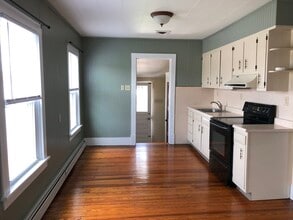 223 Spring Garden St in Leesport, PA - Building Photo - Building Photo