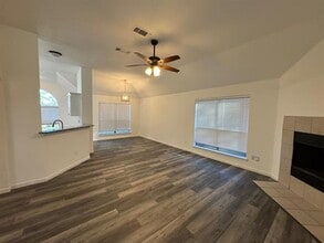 6611 Rockdale Rd in Fort Worth, TX - Building Photo - Building Photo