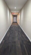 2400 N Braeswood Blvd in Houston, TX - Building Photo - Building Photo