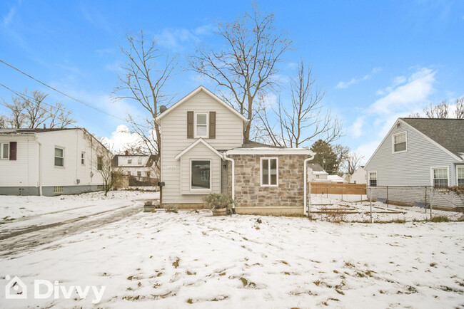 2226 Billman Pl in Cuyahoga Falls, OH - Building Photo - Building Photo