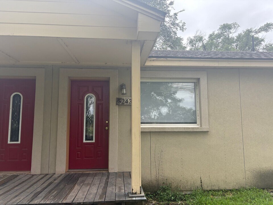 5243 N Arkansas Ave in Wichita, KS - Building Photo