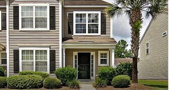 9131 Maple Grove Dr in Summerville, SC - Building Photo