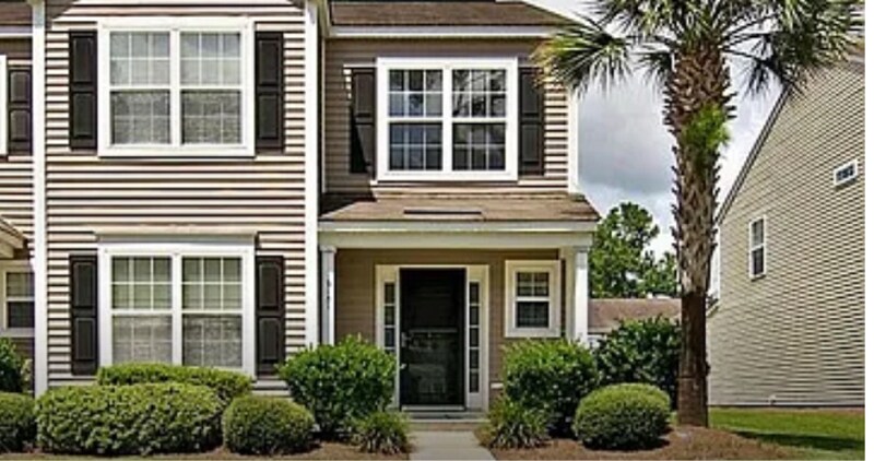 9131 Maple Grove Dr in Summerville, SC - Foto de edificio