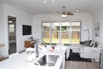 2409 Bear Cub Bend in Leander, TX - Building Photo - Building Photo