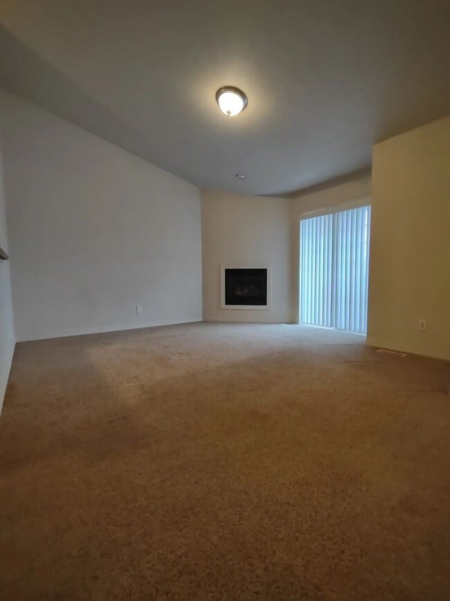 property at 282 La Valle Strada