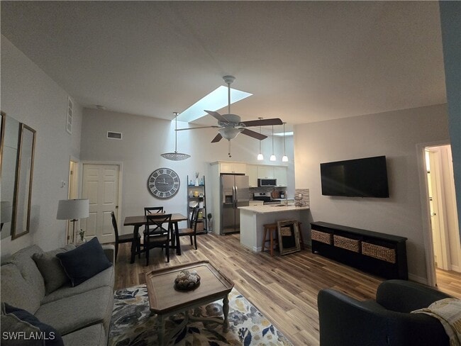 property at 1433 SW 51st Ln