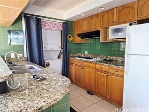 431 Nahua St in Honolulu, HI - Building Photo - Building Photo