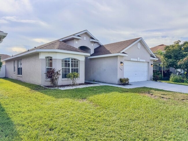 11819 Hatcher Cir in Orlando, FL - Building Photo - Building Photo
