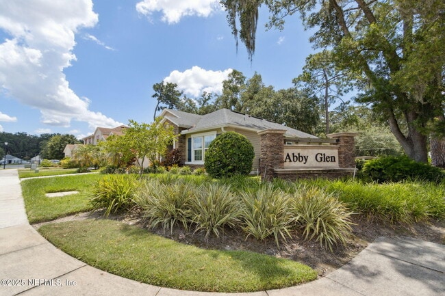9502 Abby Glen Cir in Jacksonville, FL - Building Photo - Building Photo