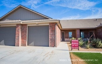 1108 N 7th St in Wolfforth, TX - Building Photo