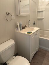 B 10 Nanni Dr in Winchester, CT - Building Photo - Building Photo