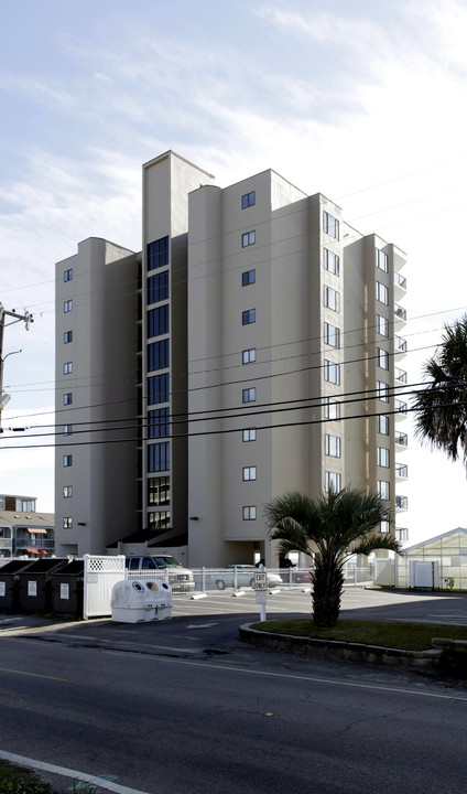 Crescent Towers II in North Myrtle Beach, SC - Building Photo