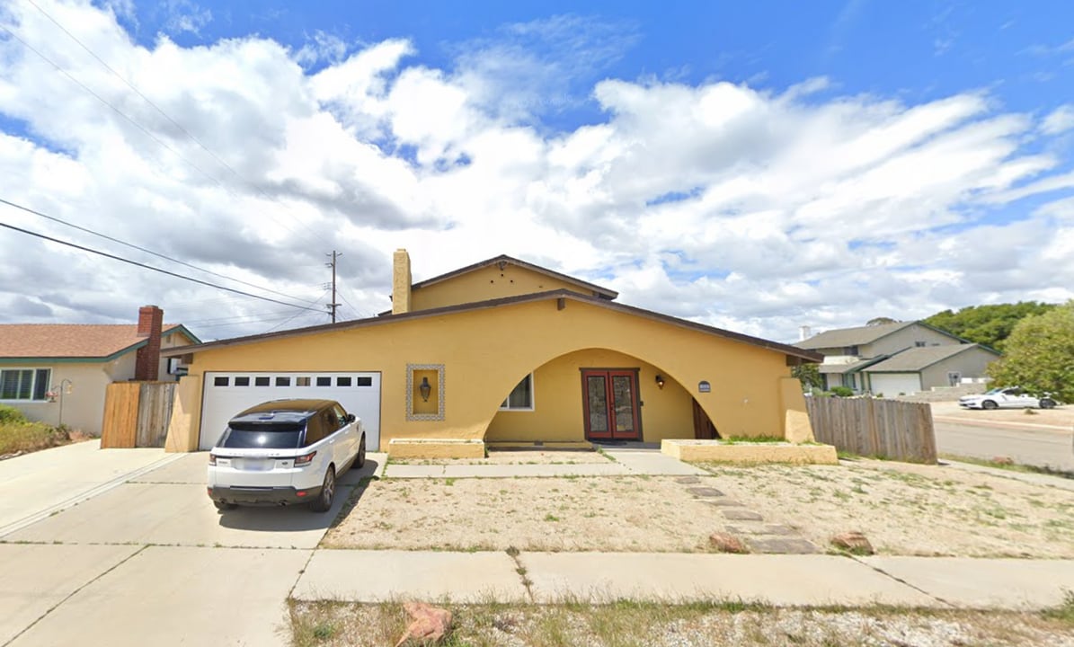 109 Hercules Ave in Lompoc, CA - Building Photo