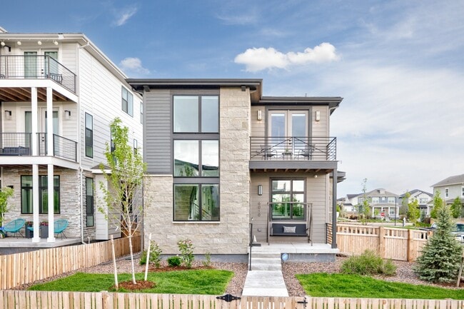 property at 6010 N Perth St