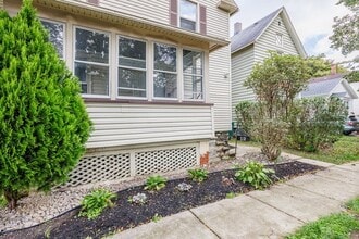 12 Benton St in Rochester, NY - Building Photo - Building Photo