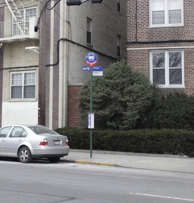 4265 Webster Ave in Bronx, NY - Building Photo - Building Photo