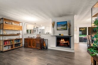 62 Gregory Rd in Framingham, MA - Building Photo - Building Photo