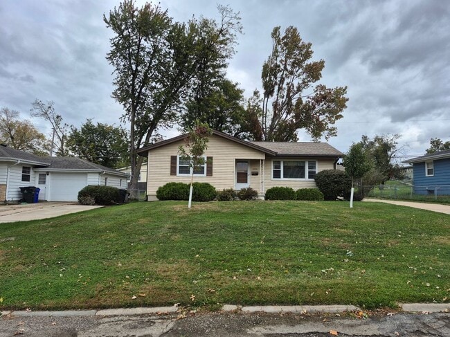 property at 2230 Evergreen St NE