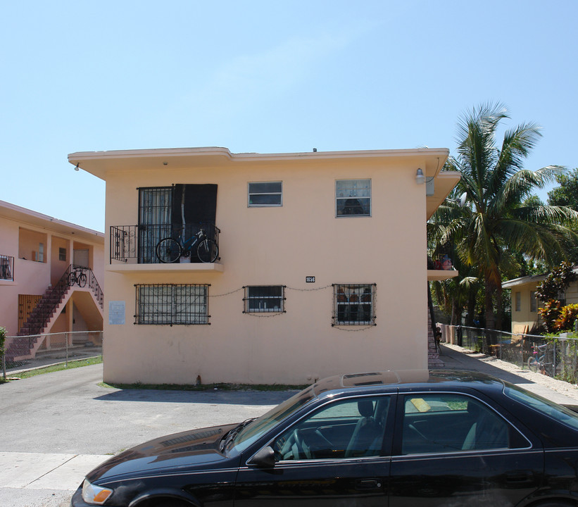 1636 NW 16th St in Miami, FL - Building Photo