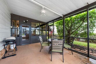 7894 SE Saratoga Dr in Hobe Sound, FL - Building Photo - Building Photo