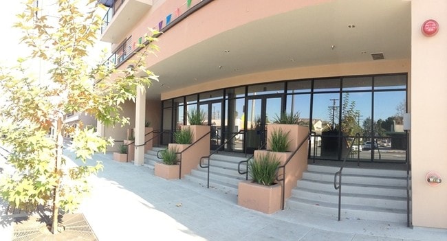 402 S San Gabriel Blvd in San Gabriel, CA - Building Photo - Building Photo