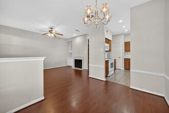 1103 Dulles Ave in Stafford, TX - Building Photo - Building Photo