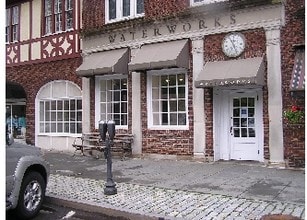 26 E Parkway in Scarsdale, NY - Foto de edificio - Building Photo