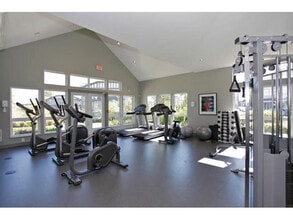 31125 Westridge Pl in Abbotsford, BC - Building Photo - Building Photo