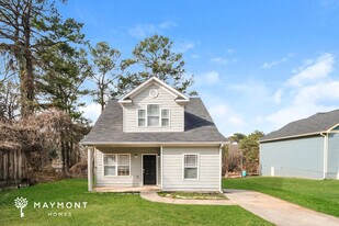 2003 Reynolds Dr SW in Atlanta, GA - Building Photo