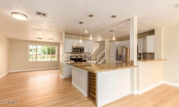 919 E La Jolla Dr in Tempe, AZ - Building Photo - Building Photo